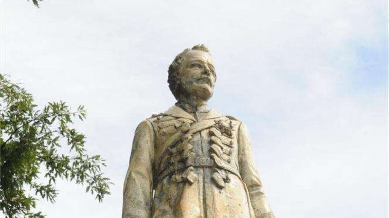 General Gordon Statue, Fort Gardens